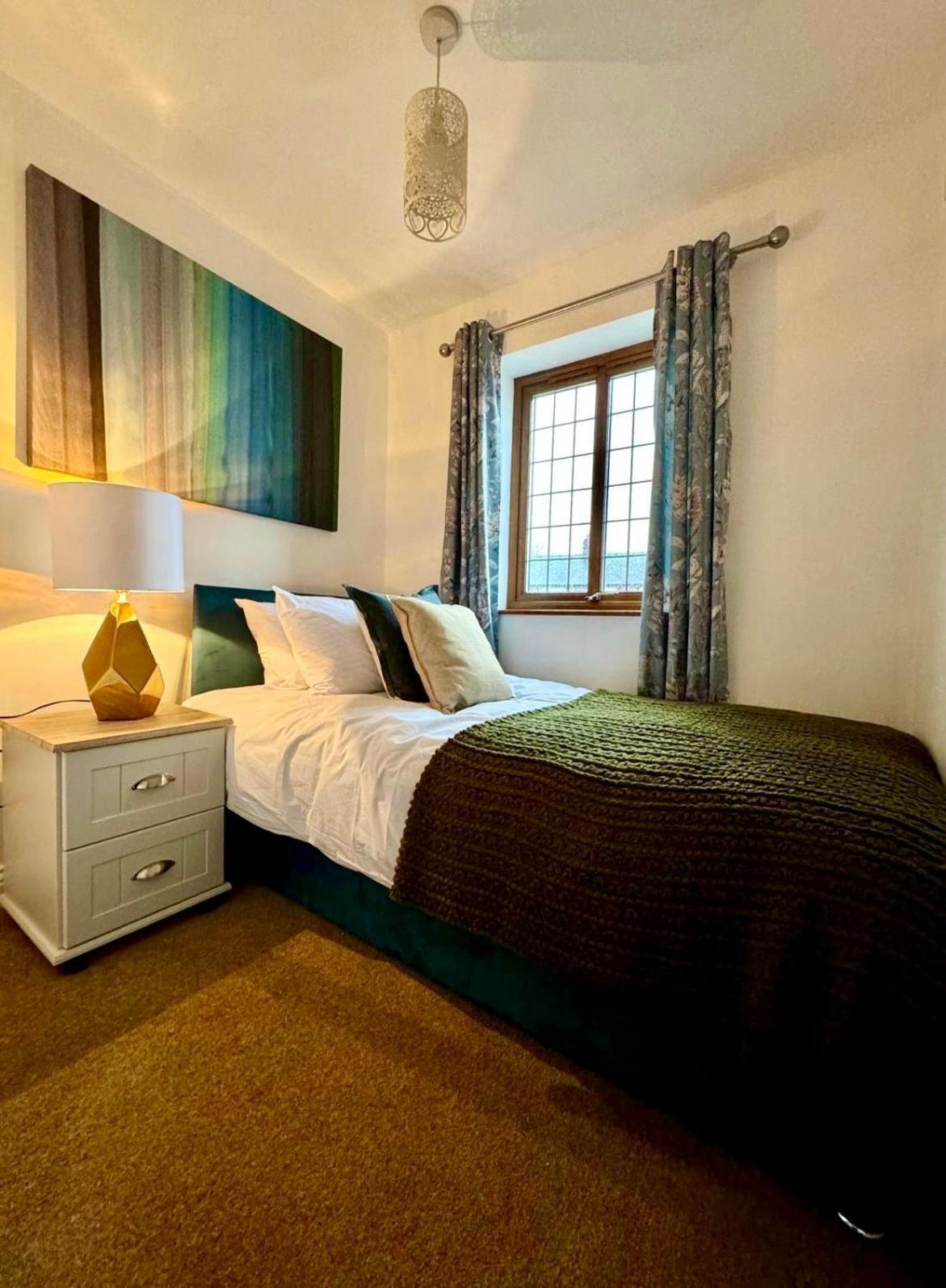 3Br House Ossett-Wakefield, Free Parking 3 Cars Wi Fi Long Stays Екстер'єр фото