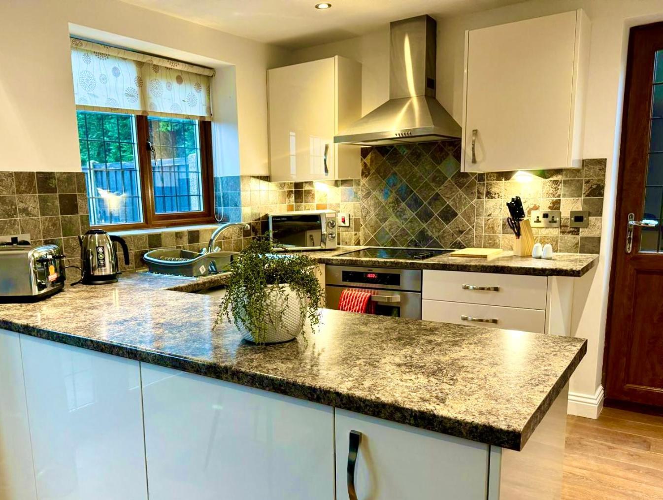 3Br House Ossett-Wakefield, Free Parking 3 Cars Wi Fi Long Stays Екстер'єр фото