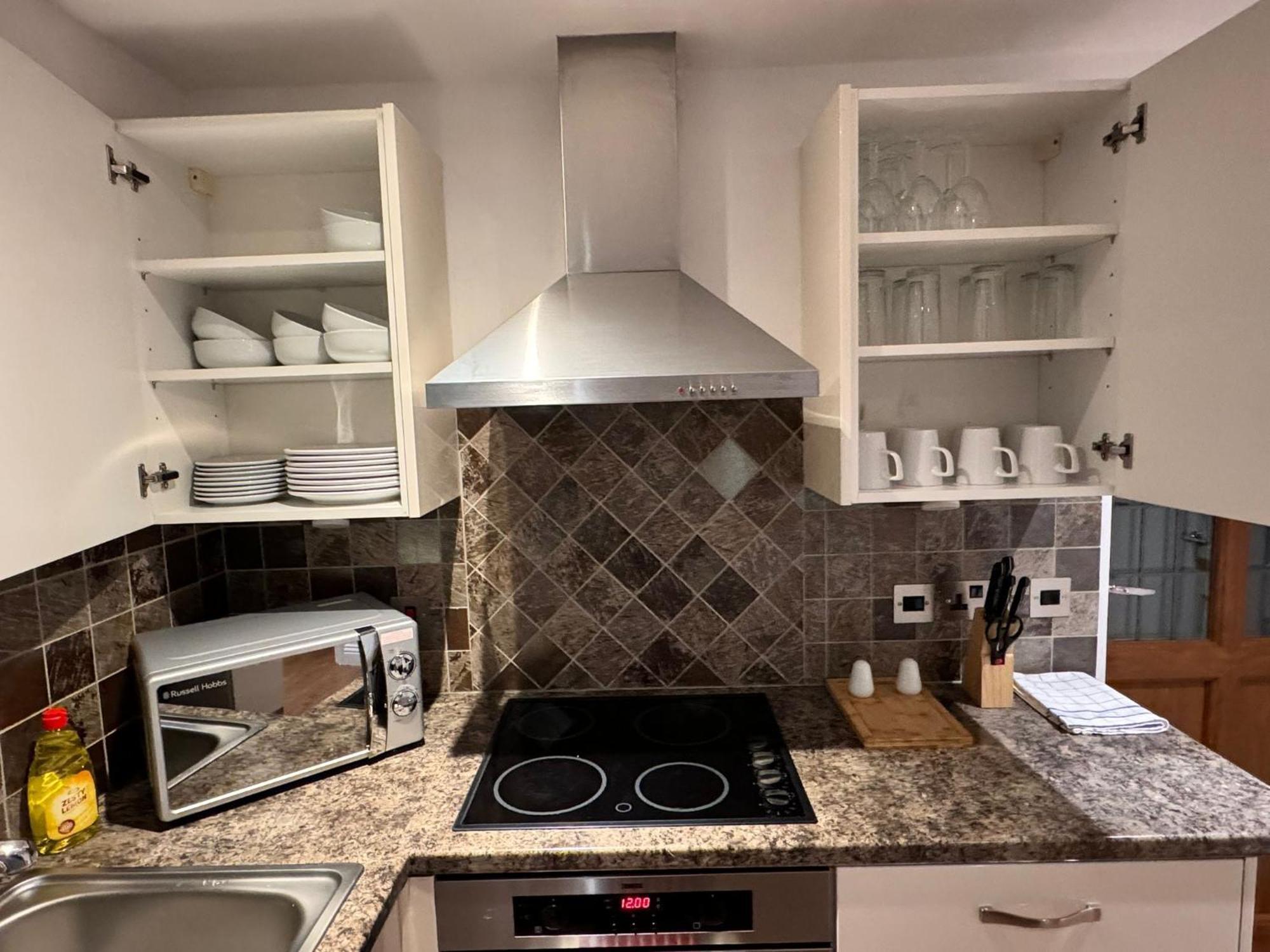 3Br House Ossett-Wakefield, Free Parking 3 Cars Wi Fi Long Stays Екстер'єр фото