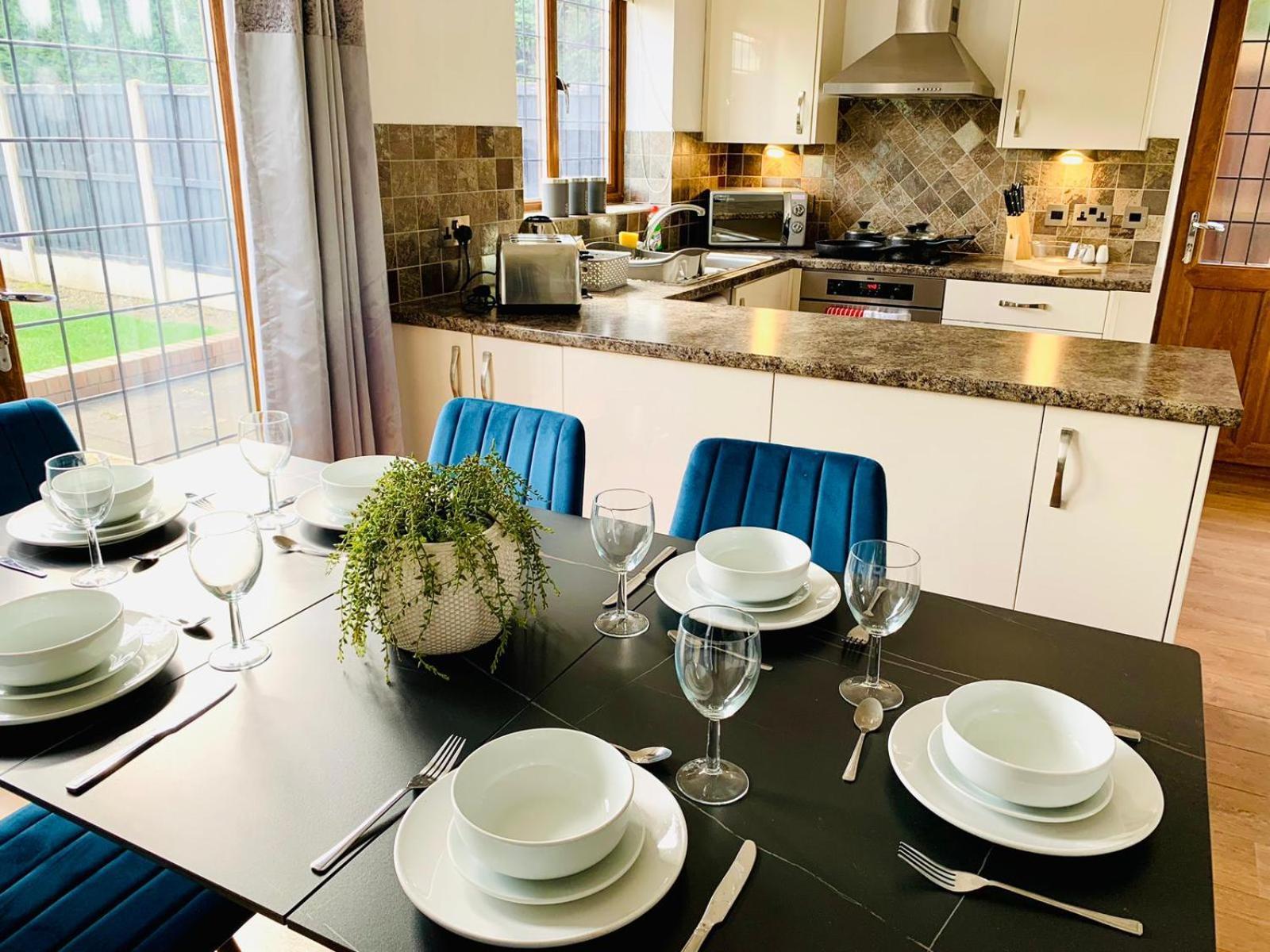 3Br House Ossett-Wakefield, Free Parking 3 Cars Wi Fi Long Stays Екстер'єр фото