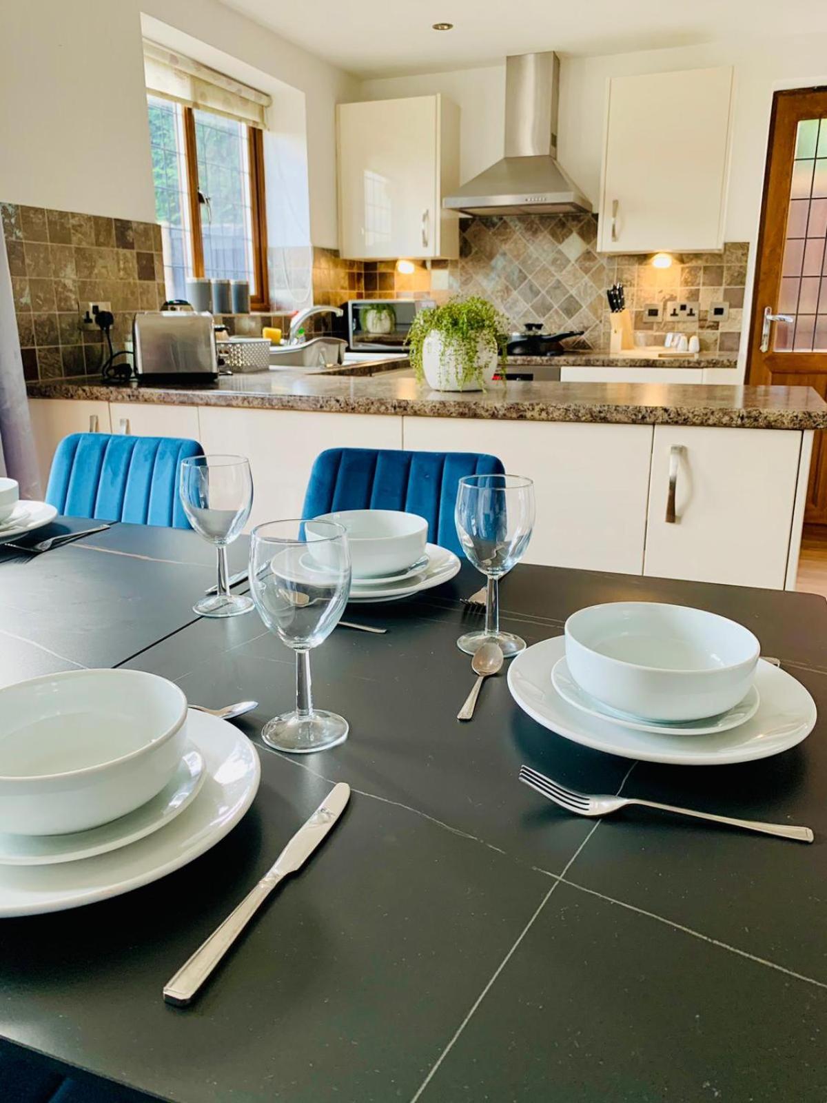 3Br House Ossett-Wakefield, Free Parking 3 Cars Wi Fi Long Stays Екстер'єр фото